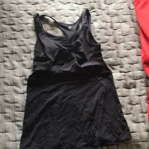 Lululemon tank with built in bra